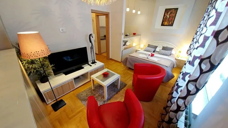 ATOS - studio apartment in New Belgrade (Arena)